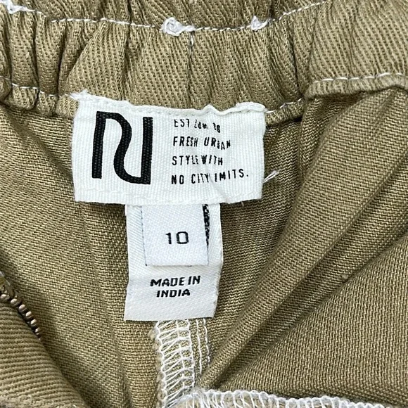 River Island 100% Cotton Khaki Green High Rise Paper Bag Belted Shorts Size US 6 - Picture 7 of 13